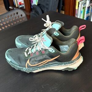 Nike Women’s Trail Running Sneakers - Cyan, Mint & Peach